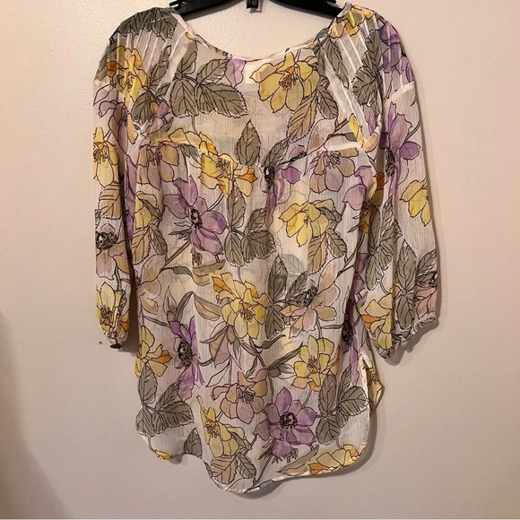 Lauren Conrad 3/4 sleeve floral sheer  top - Picture 2 of 3